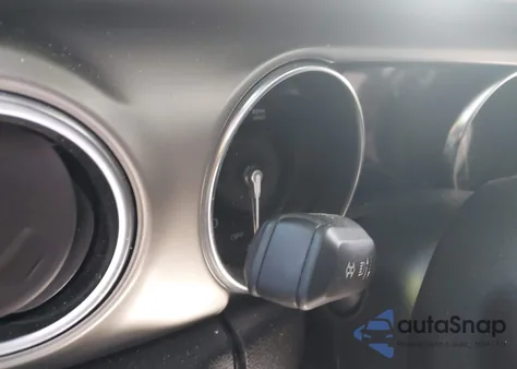 2021 Jeep Wrangler Unlimited Unlimited Rubicon 4X4 из США, поврежденный, VIN 1C4JJXR60MW686500